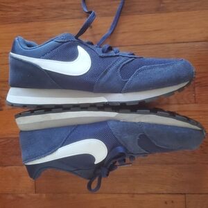 Nike MD Runner 2 Navy Dize 8.5 TN 95 97 Running